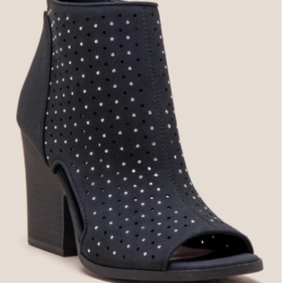 Charming Charlie Vali Studded Peep Toe Ankle Bootie Black Sizen 10 block heel - Picture 4 of 7